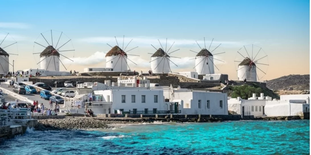 Απόβαση 130 αστυνομικών στη Μύκονο μετά τον ξυλοδαρμό του αρχαιολόγου - "Σαν τη Λερναία Ύδρα η εγκληματικότητα"