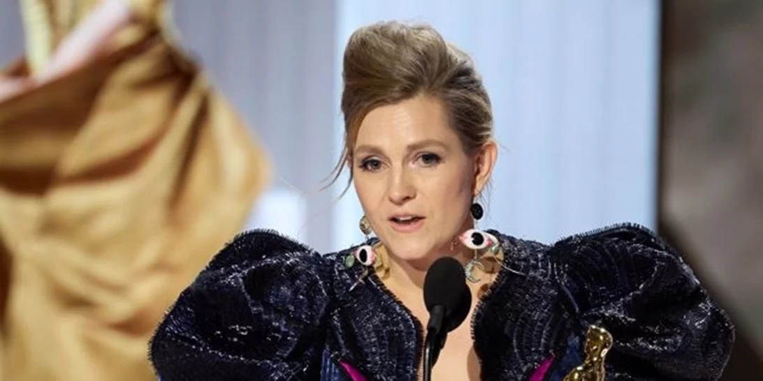 Ξεκινά η έκθεση "Poor Things. Τα Κοστούμια" στο Μουσείο Μπενάκη- Σήμερα η ομιλία της οσκαρικής ενδυματολόγου Holly Waddington