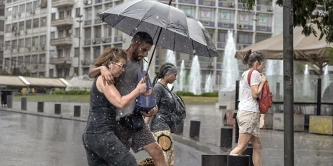 Έκτακτο δελτίο επιδείνωσης καιρού | Κακοκαιρία με βροχές, καταιγίδες και χαλάζι την Πέμπτη και την Παρασκευή