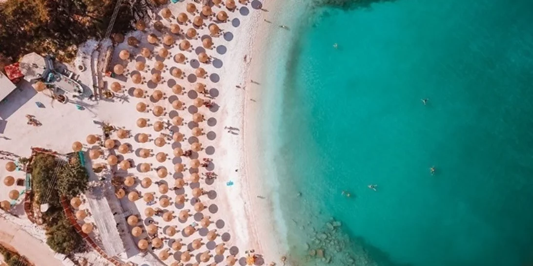 ΤτΕ | Πάνω από 30 εκατομμύρια οι τουρίστες το 2023 στη χώρα μας