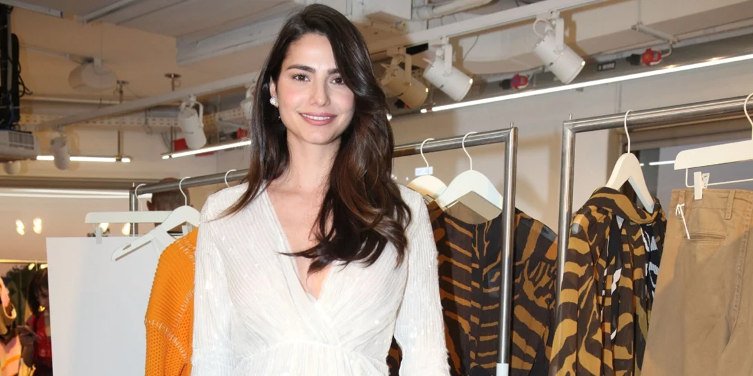 Party Queen | Η Ηλιάνα Παπαγεωργίου δημιούργησε τα πιο glam σύνολα για τα Χριστούγεννα