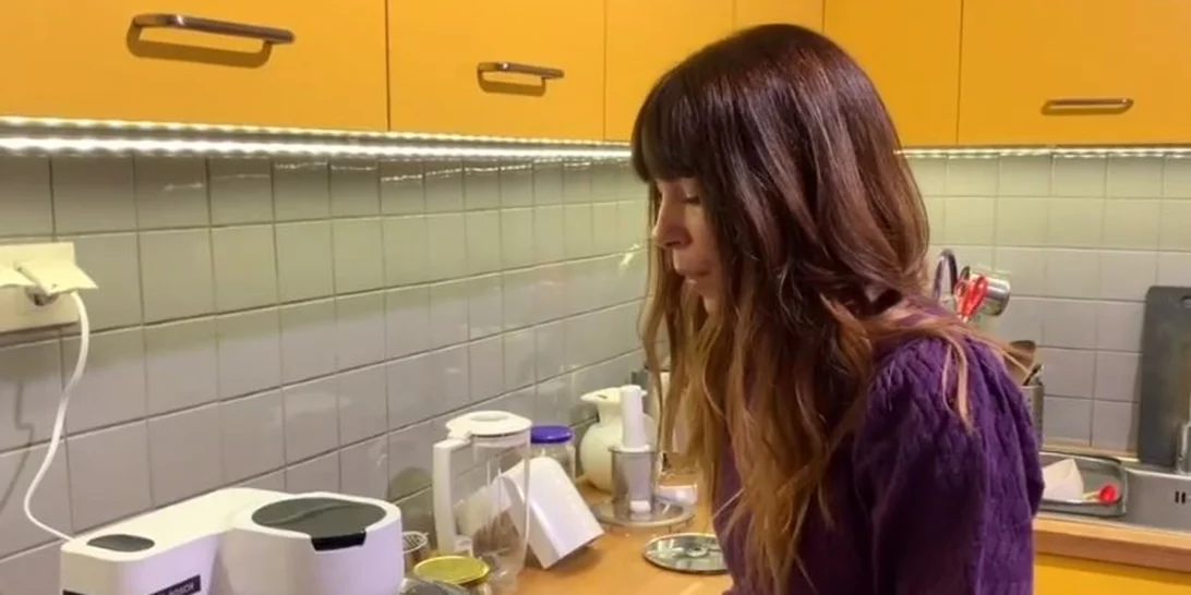 Μυρτώ Αλικάκη | H χειρόγραφη συνταγή της για μελομακάρονα έχει σίγουρη επιτυχία