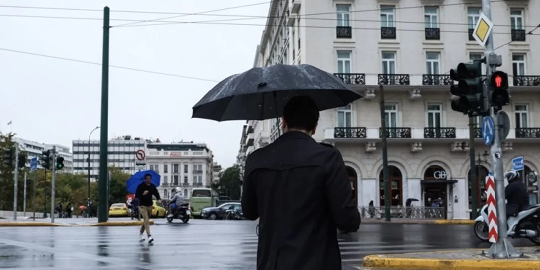 Αστατος καιρός σήμερα με βροχές και μικρή πτώση θερμοκρασίας - Η πρόγνωση ανά περιοχή