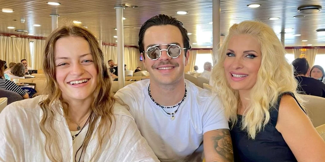 Γαία Μερκούρη | Η σπάνια φωτογραφία με τον Άγγελο Λάτσιο και οι ευχές για τη γιορτή του