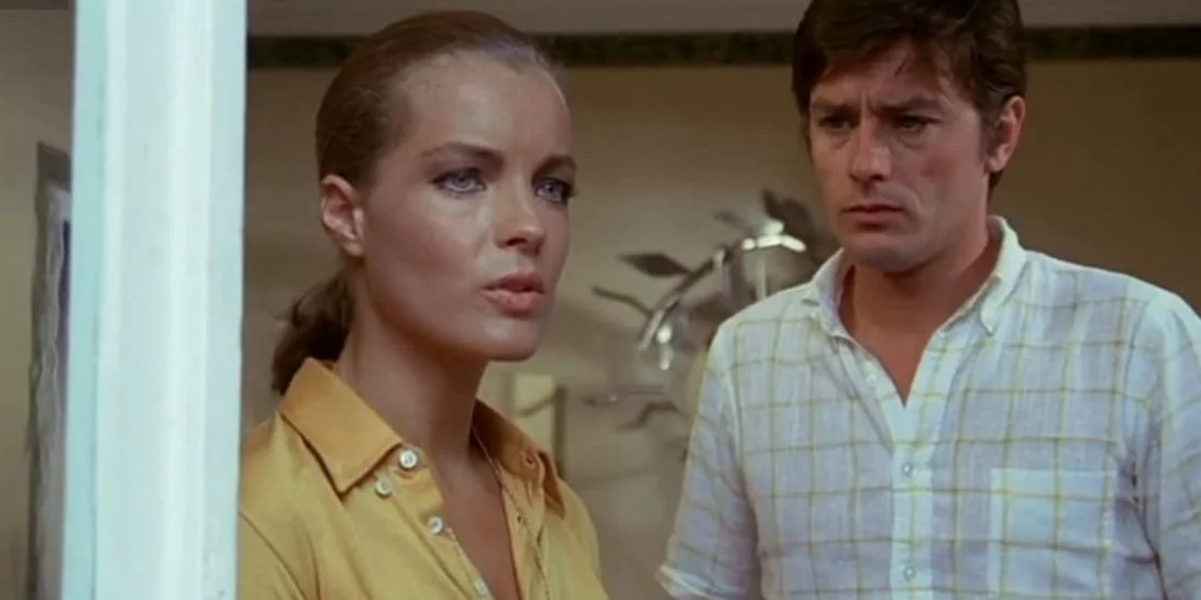 Η Anouchka Delon τιμά τη μνήμη της Romy Schneider, του μεγάλου έρωτα του πατέρα της