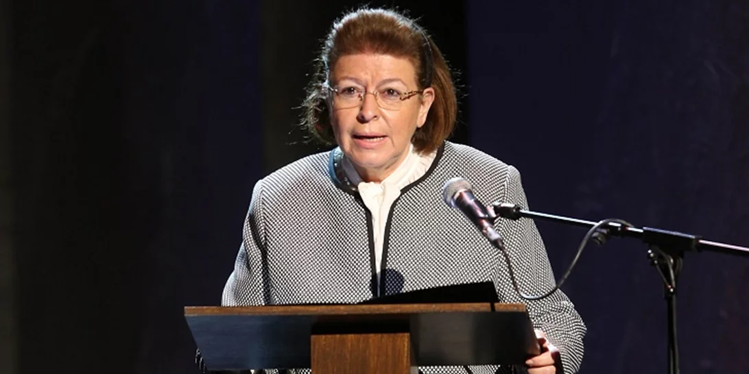 Κείμενο 56 προσωπικοτήτων της Τέχνης και του Πολιτισμού που στηρίζουν την υπουργό Λίνα Μενδώνη