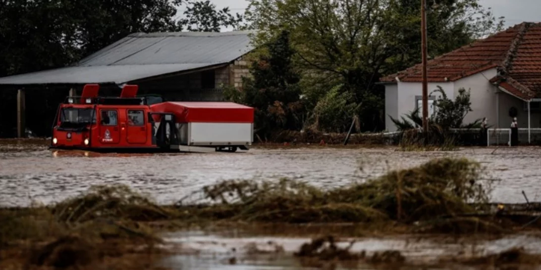 Δραματικές στιγμές στην Καρδίτσα | Χωρίς νερό και φαγητό οι κάτοικοι στον Βλοχό
