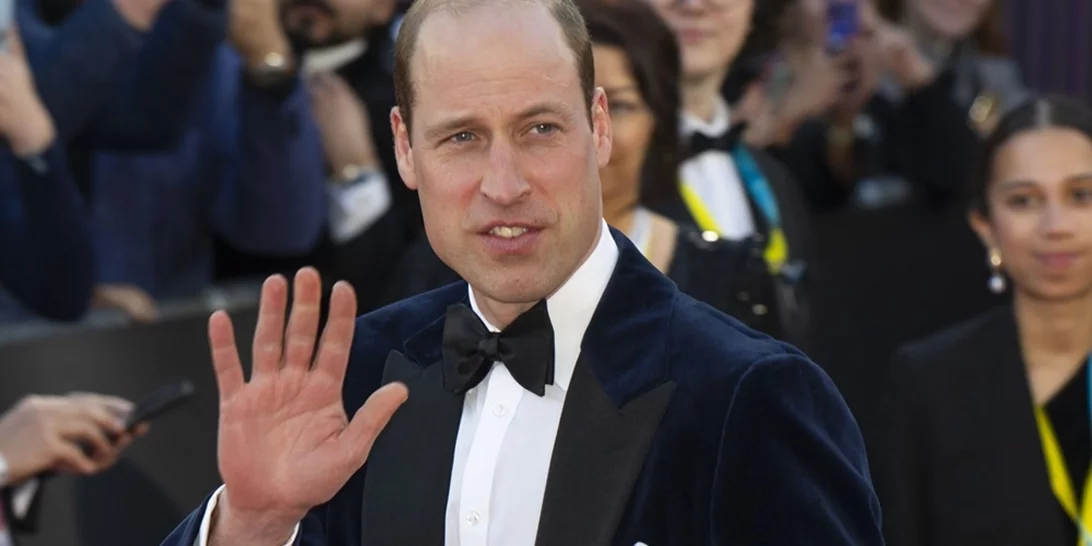 Πρίγκιπας William | Έσπασε το πρωτόκολλο με το αξύριστο look του