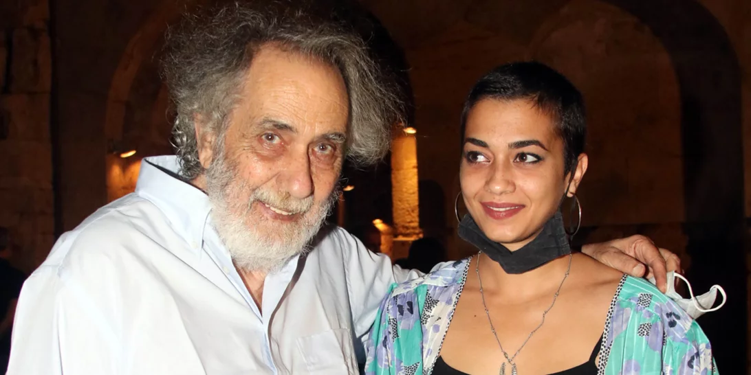 Κώστας Αρζόγλου | Σπάνια εμφάνιση με την κούκλα 20χρονη κόρη του, Μαρία