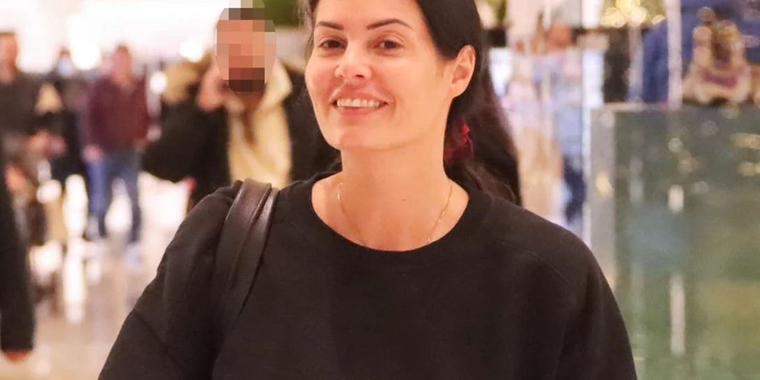 Μαρία Κορινθίου | Εντελώς φυσική σε εξόρμηση στα καταστήματα