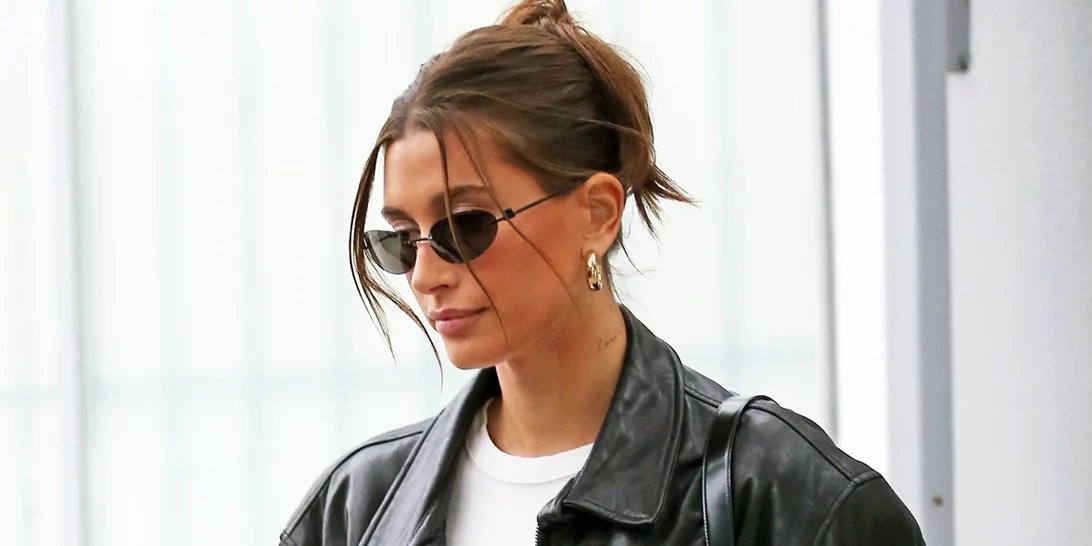 Τέλος τα κλάμερ | Αυτή είναι η επόμενη μεγάλη τάση στα αξεσουάρ μαλλιών σύμφωνα με τα it girls