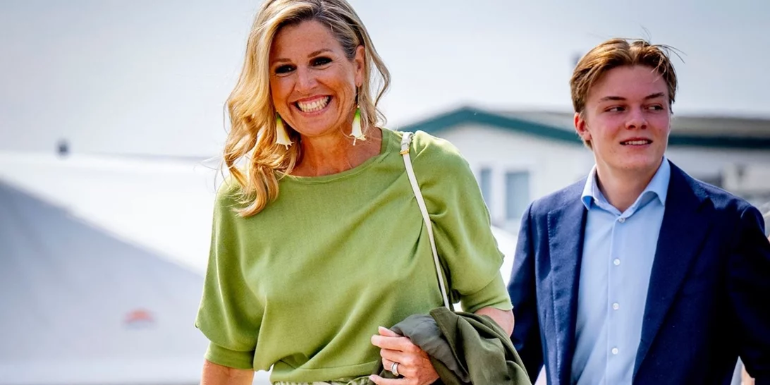 Η βασίλισσα Maxima φόρεσε το πιο φθινοπωρινό πανωφόρι από το ελληνικό brand Zeus + Dione