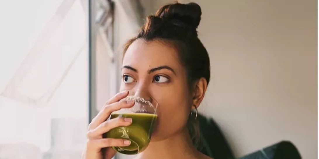 Αποτοξίνωση | 10 διαιτολόγοι προτείνουν ροφήματα και detox tips