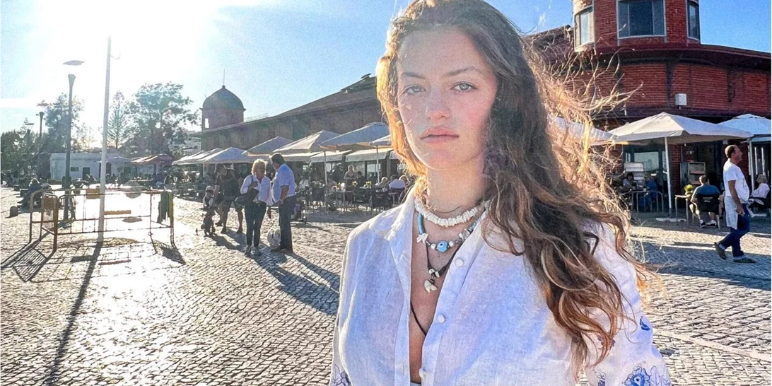 Γαία Μερκούρη | Τα άνετα looks που προτιμάει στην πόλη αλλά και στο νησί