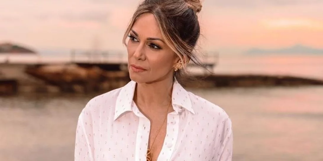 Έλλη Κοκκίνου | Το πολύ σπάνιο βίντεο με τον γιο της Αλέξανδρο - Έχει γιορτή