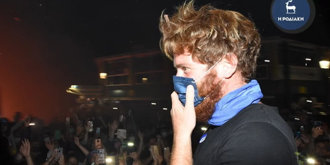 Ένταση στο Love it | Αποχώρησε ο James από την εκπομπή της Μαλέσκου - Ατάκες "φωτιά" on air