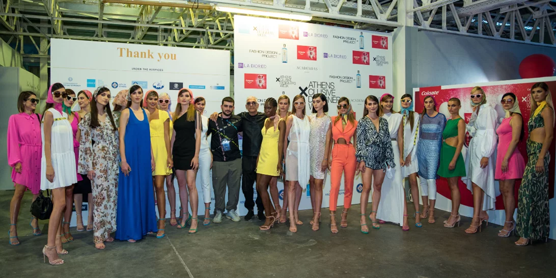 Eντυπωσιακή έναρξη της πρώτης μέρας για τη διαδικτυακή εκδοχή της Ελληνικής εβδομάδας μόδας!