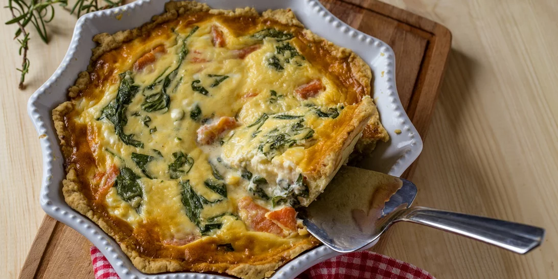 Τι να μαγειρέψω σήμερα; Το εύκολο σουφλέ με σπανάκι και ψωμί που πρέπει να δοκιμάσεις