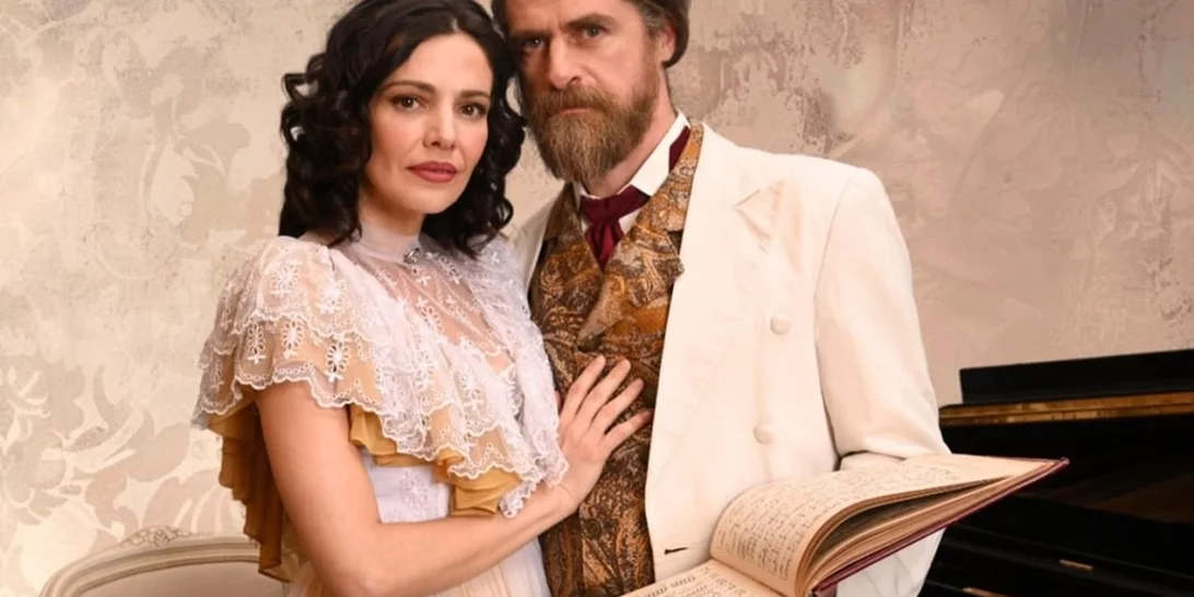 Μαριλίτα Λαμπροπούλου | Οι πρώτες εικόνες από την παράσταση με τον Δημήτρη Λάλο