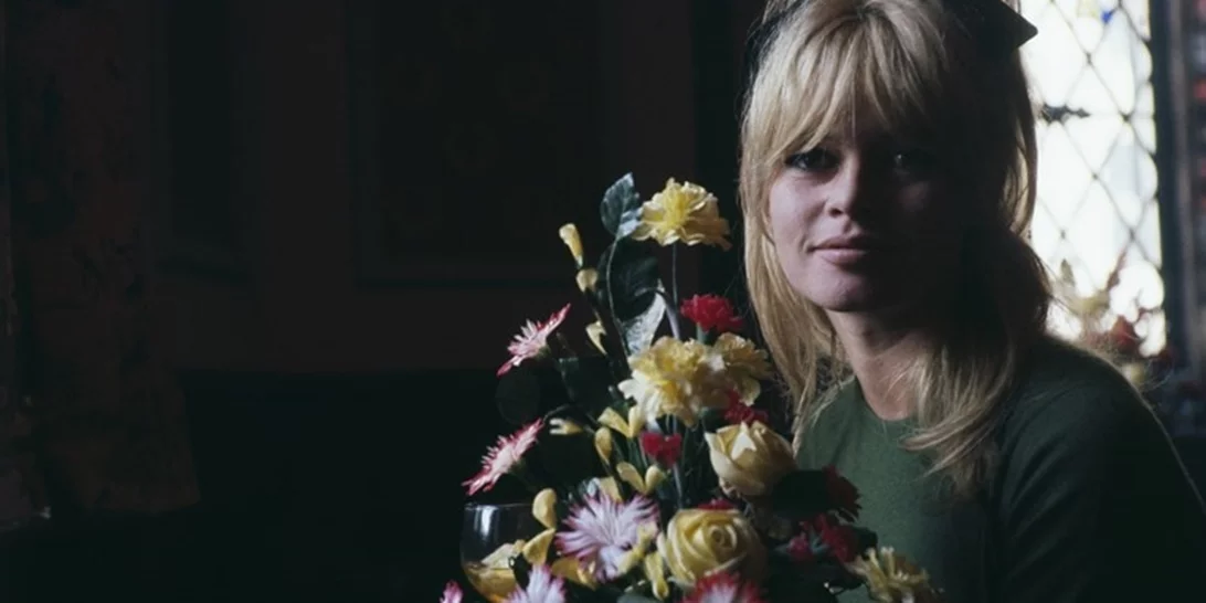 Όταν η Μπριζίτ Μπαρντό έστειλε το πιο ουσιαστικό μήνυμα απέναντι στις γυνακείες ανασφάλειες