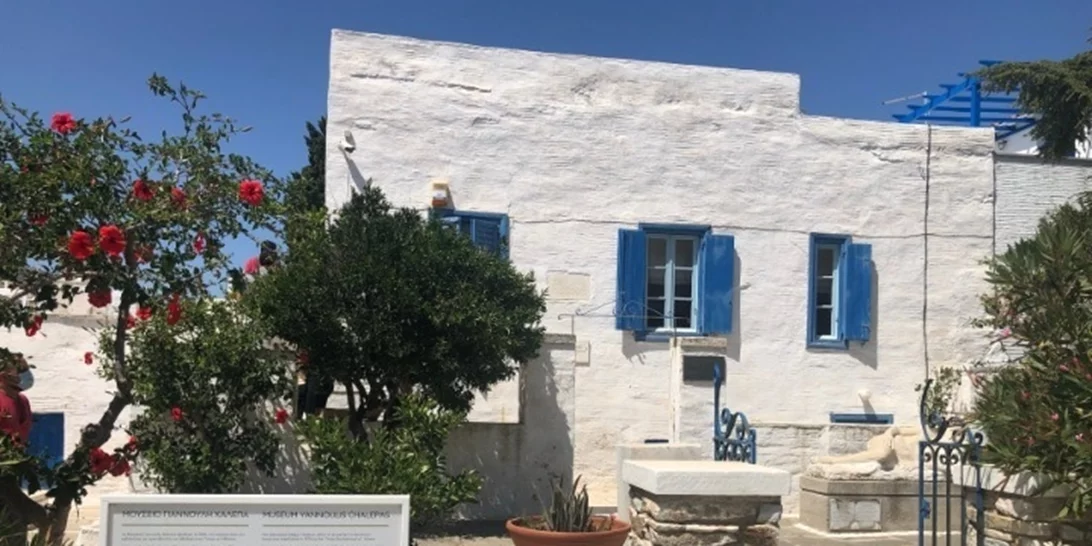 ΥΠΠΟ | Ολοκληρώνεται η νέα έκθεση στην Οικία-Μουσείο Χαλεπά στον Πύργο της Τήνου