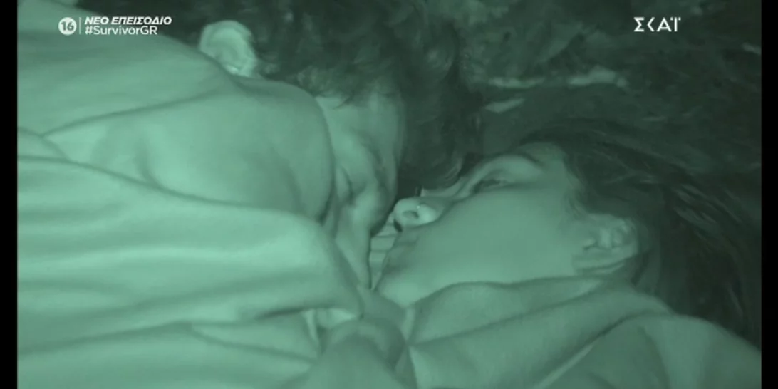 Άννα Μαρία Βέλλη - Νίκος Μπάρτζης | Κοιμούνται κολλητά και το Twitter παίρνει φωτιά