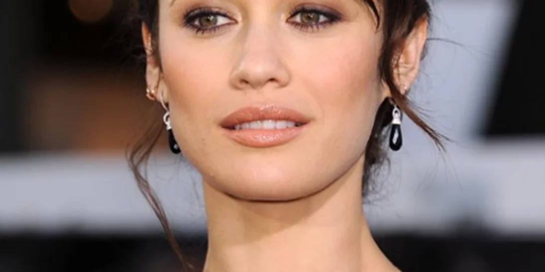 Olga Kurylenko | "Ο Πούτιν δεν περίμενε τέτοια αντίσταση από την Ουκρανία"