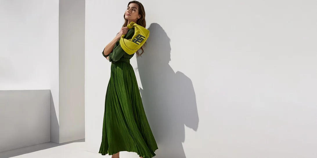 Η νέα συλλογή Ames the bags μας συστήνει το ανανεωμένο της logo