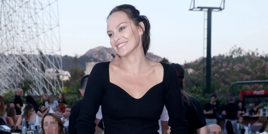 Αυτός είναι ο πιο chic τρόπος για να φορέσεις το τζιν σορτς | Συμφωνεί και η Υβόννη Μπόσνιακ