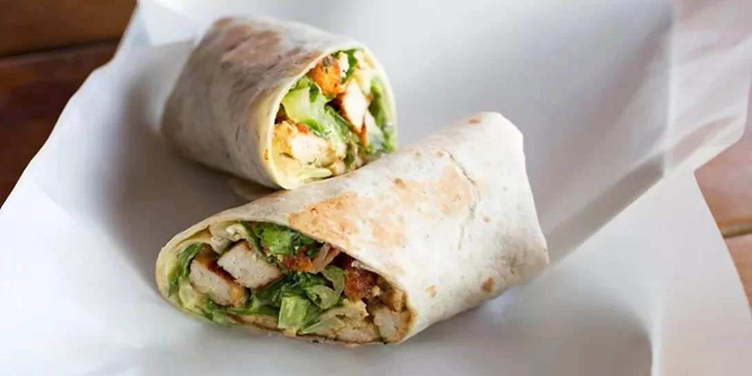 Αραβική πίτα vs ψωμί του τοστ | Τι είναι πιο υγιεινό και ποιο τελικά να επιλέξεις