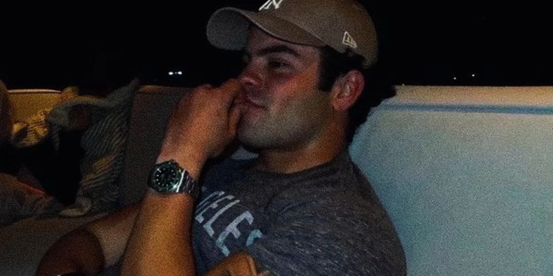 Τέλη Νοεμβρίου και ο Άγγελος Λάτσιος βουτάει στα παγωμένα (;) νερά των Άχλων