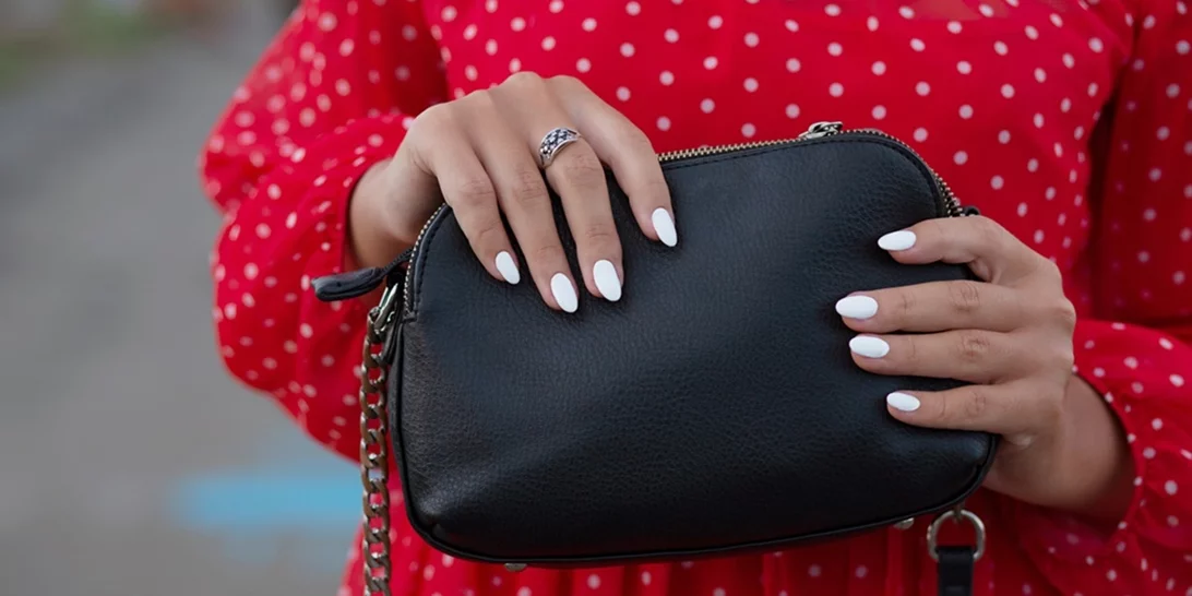 Μπήκε ο Σεπτέμβριος | 10 φθινοπωρινά μανικιούρ για να βρεις τι θα κάνεις αυτόν το μήνα στα νύχια σου