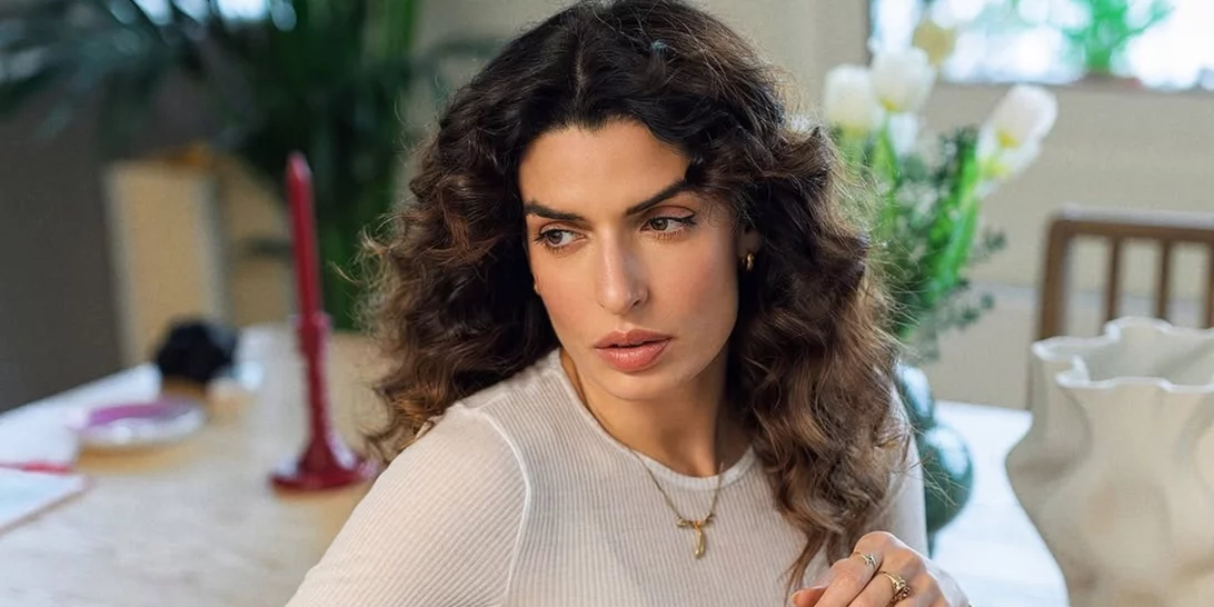 Τόνια Σωτηροπούλου | Η θεραπεία που κάνει την επιδερμίδα της να λάμπει