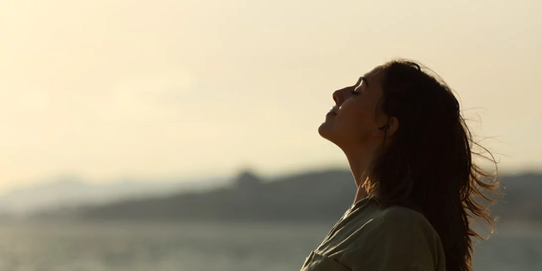 "Γιατί να μας απασχολεί τόσο η γνώμη των άλλων;"