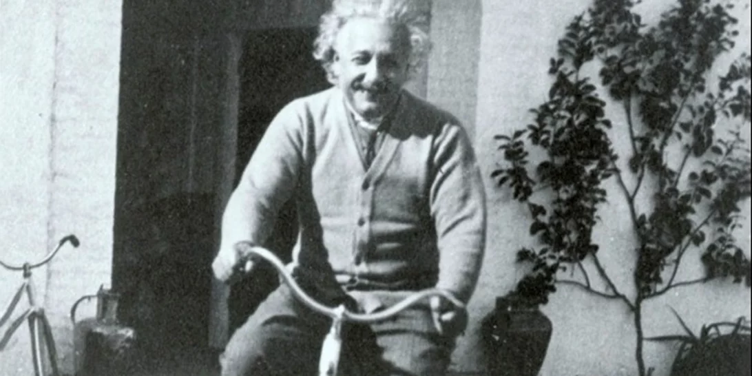 Bιολί του Αϊνστάιν αναμένεται να πωληθεί σε δημοπρασία έως και 300.000 αγγλικές λίρες