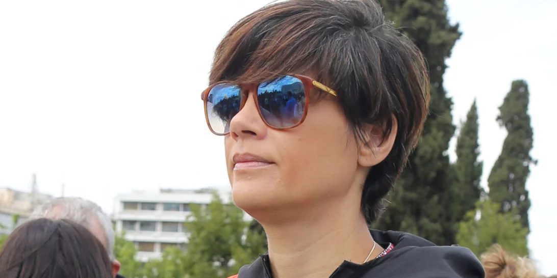 Άννα Μαρία Παπαχαραλάμπους | Τι μεταφέρει το περιβάλλον της για τους ισχυρισμούς Φιλιππίδη;