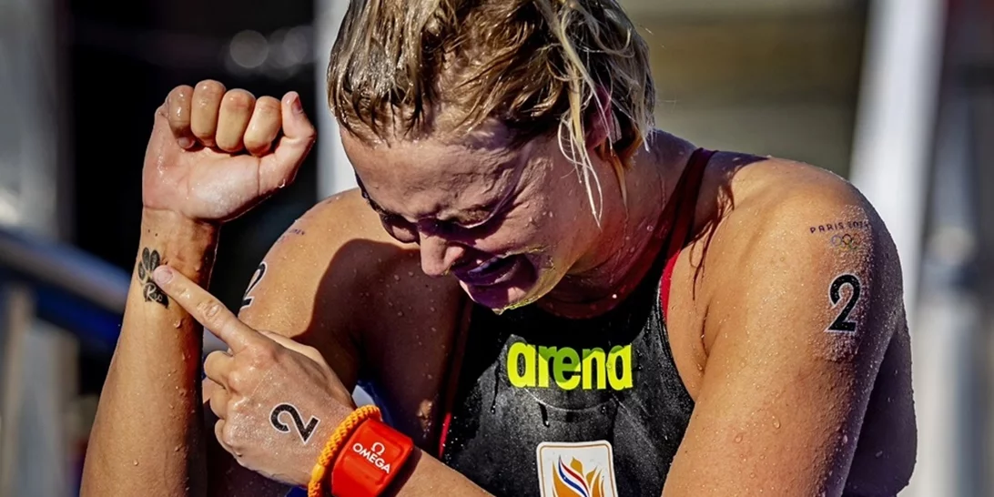 Μια διαφορετική ιστορία αγάπης: Η Ολυμπιονίκης Van Rouwendaal κέρδισε το χρυσό μετάλλιο για τον σκυλάκο της που έφυγε από τη ζωή