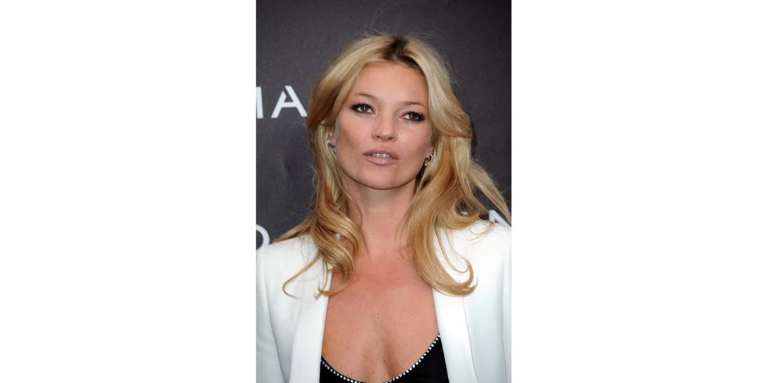 Kate Moss | Πρωταγωνιστεί στην καμπάνια της νέας συλλογής εσωρούχων της Kim Kardashian
