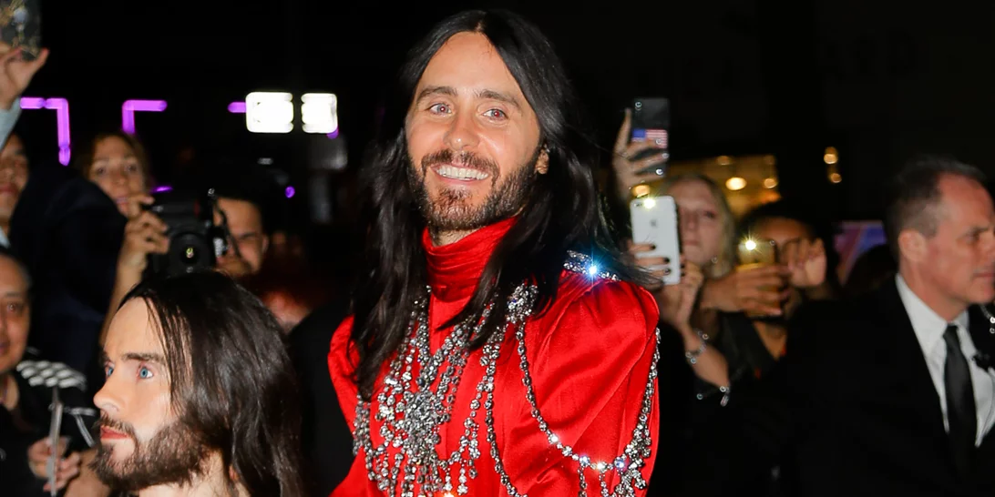Ο Jared Leto εθεάθη να κάνει αναρρίχηση σε ξενοδοχείο στο Βερολίνο χωρίς ιμάντα ασφαλείας
