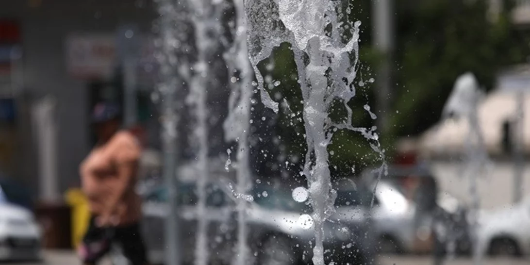 Καμίνι η χώρα: Στους 37 βαθμούς το θερμόμετρο σήμερα, στους 39 του Αγίου Πνεύματος - Πότε πέφτει η θερμοκρασία