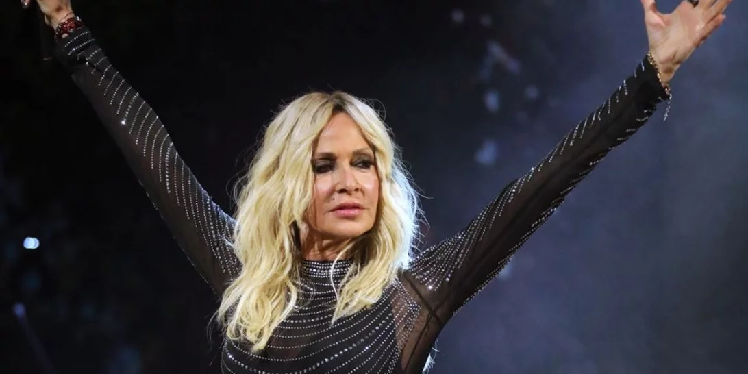 Άννα Βίσση | (Κυριολεκτικά) μία κατηγορία μόνη της