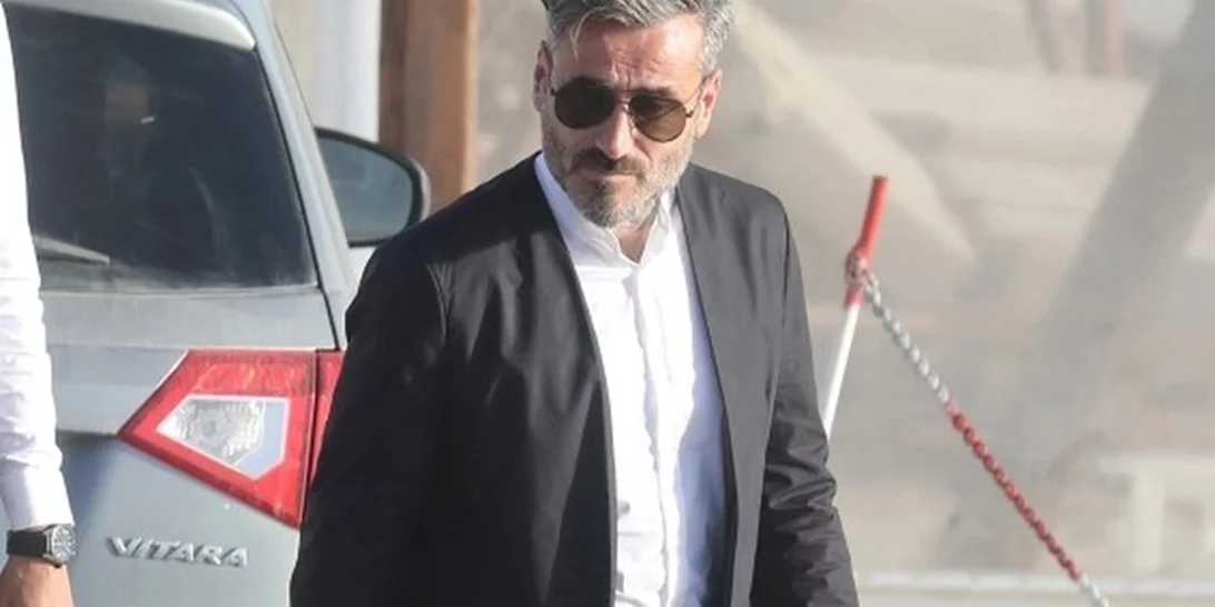 Σάκης Τανιμανίδης - Γιώργος Μαυρίδης | Επανασύνδεση για τους παρουσιαστές στη βάπτιση των διδύμων