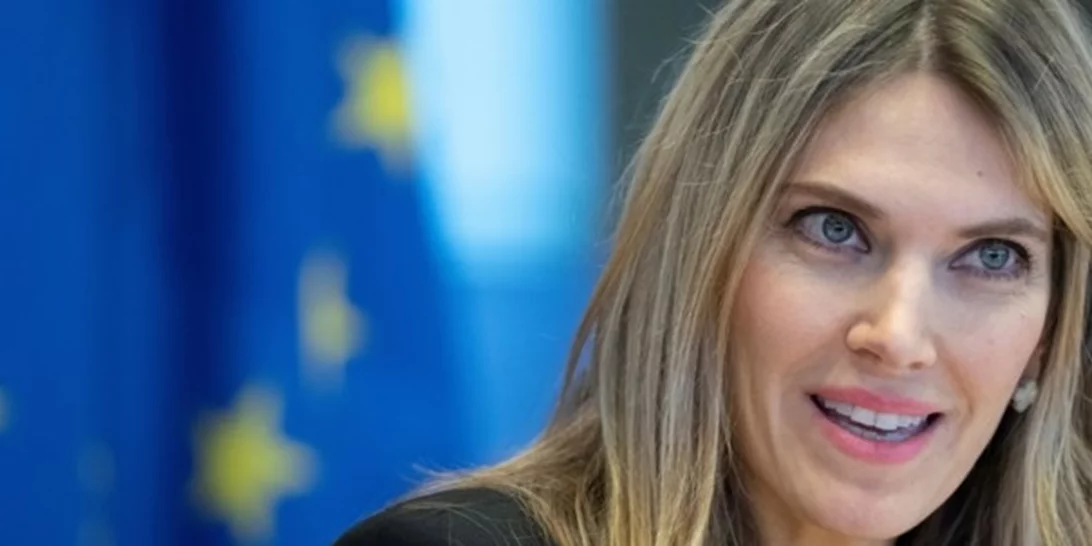 Εύα Καϊλή | Νέες έρευνες για λογαριασμούς της σε τράπεζα του Παναμά - "Δεν ήξερα τίποτα για τα χρήματα"