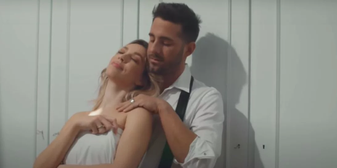 Γαρυφαλλιά Καληφώνη | Διαψεύδει ότι έχει σχέση με τον Γιώργο Λιβάνη