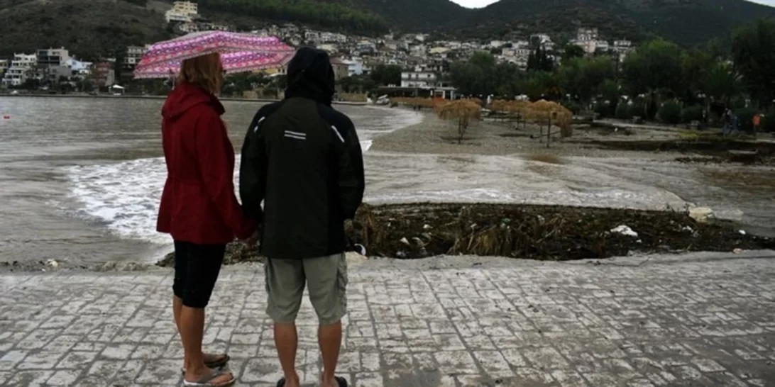 Καιρός | Ξεπέρασαν τους 6.000 οι κεραυνοί που έπεσαν την Πέμπτη - Βροχές και καταιγίδες έως την Κυριακή