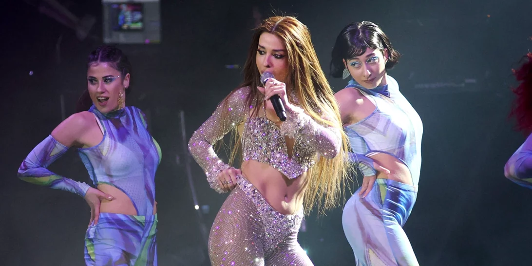 Η Ελένη Φουρέιρα με Celia Kritharioti στη συναυλία του Maluma