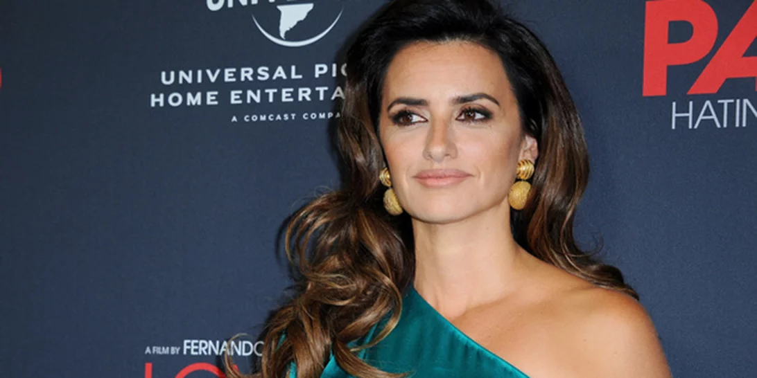 Δεν μπορούμε για κανένα λόγο να ξεπεράσουμε το λεμονί ταγέρ της Penélope Cruz