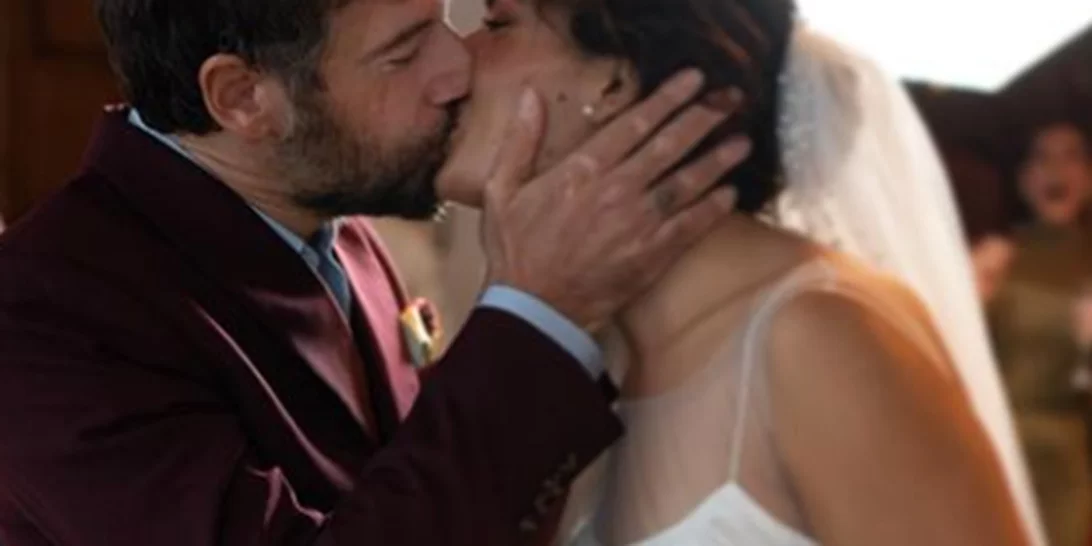 Τόνια Σωτηροπούλου |  Αποκάλυψε τον λόγο που φόρεσε νυφικό στον πολιτικό γάμο με τον Κωστή Μαραβέγια