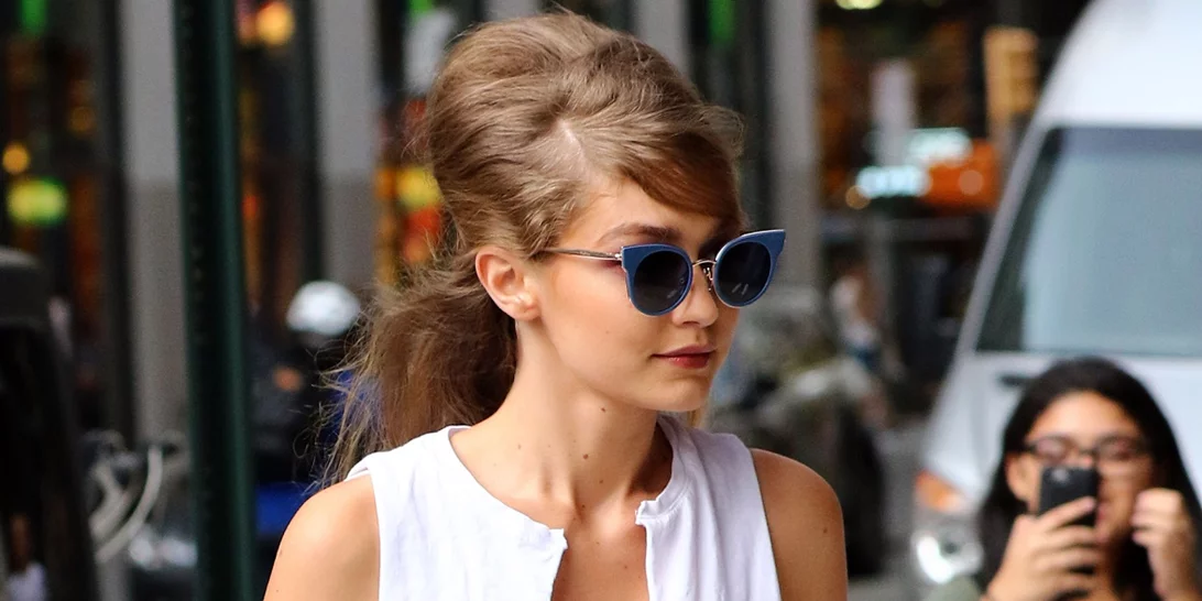 Αυτή η τάση από τα παλιά επιστρέφει στη μόδα και δεν είμαστε σίγουρες ότι χαιρόμαστε για αυτό