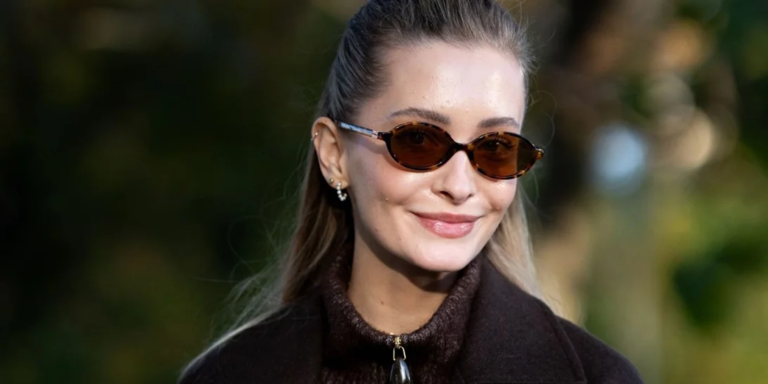 Είμαι beauty editor και αυτή είναι η πούδρα που αγοράζω ξανά και ξανά